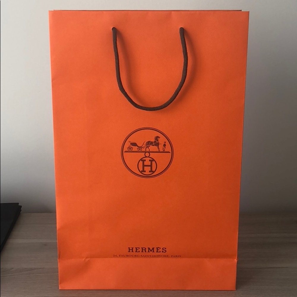 Brand new medium Hermes shopping bag